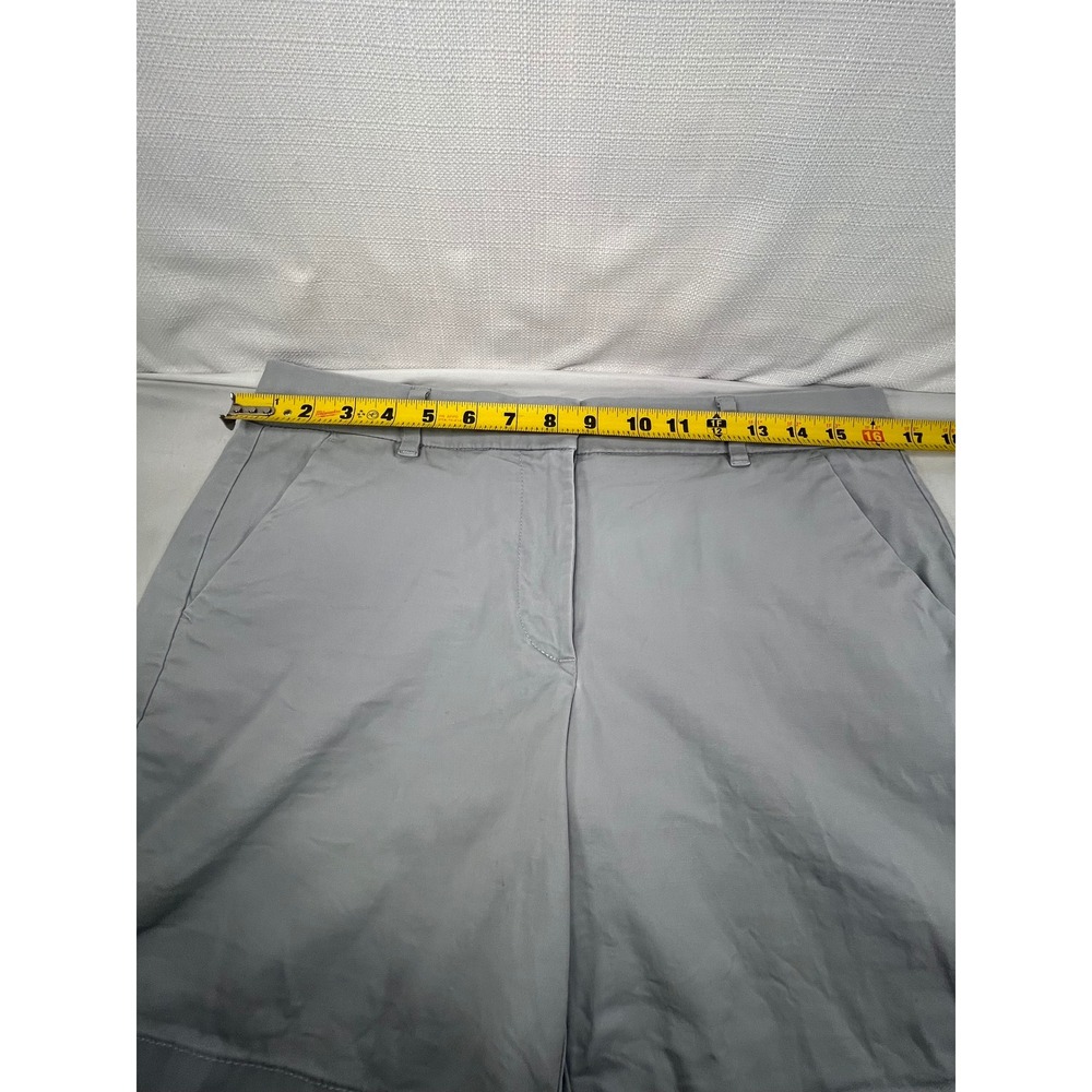 Tommy Hilfiger Womens Gray Chino Shorts Size 8 Cotton Stretch Casual Flat Front - Picture 3 of 7